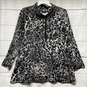 Susan Graver Animal Leopard Print Tuttle Neck Pullover Knit Tunic Shirt Size L